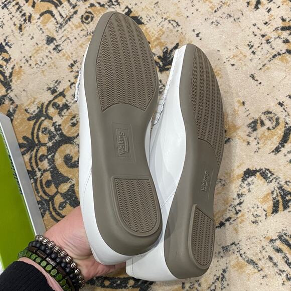 Walking Cradles White Woven Flats - Picture 4 of 5